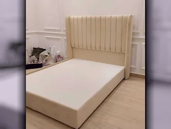 Beds - Queen For Sale in QAR