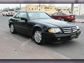 Mercedes-Benz SL 500 Black 1995 For Sale in Qatar