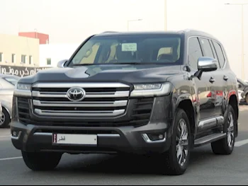 Toyota Land Cruiser VXR Twin Turbo Gray 2023 For Sale in Qatar