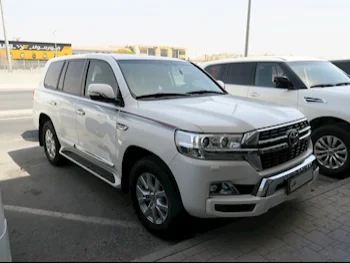 Toyota Land Cruiser GXR White 2021 For Sale in Qatar