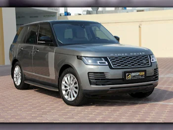 Land Rover Range Rover Vogue Super charged Gray 2019 For Sale in Qatar