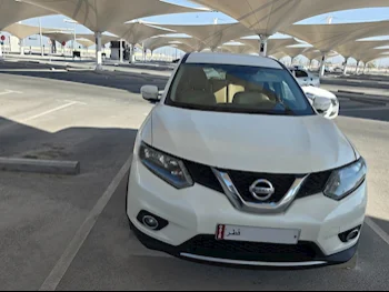 Nissan X-trail White 2015 For Sale In Qatar